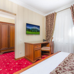 Парк Лэйн Молдавия, Кишинёв - отзывы, цены и фото номеров - забронировать отель Парк Лэйн онлайн удобства в номере фото 2
