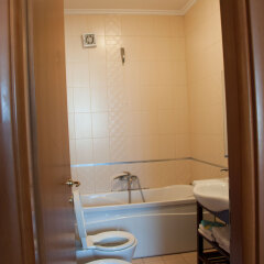 Medi's Apartments in Tirana, Albania from 81$, photos, reviews - zenhotels.com bathroom