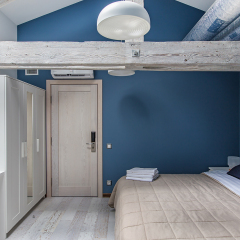 и Хостел Centeral Hotel & Hostel Улучшенный номер с разными типами кроватей фото 3