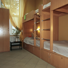 Hostel Podvorie Кровать в общем номере с двухъярусной кроватью фото 7