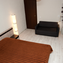 Гостиница Avrora Centr Guest House Стандартный семейный номер с двуспальной кроватью фото 5