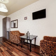 Гостиница Голд в Волгограде 11 отзывов об отеле, цены и фото номеров - забронировать гостиницу Голд онлайн Волгоград комната для гостей фото 3