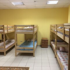 Хостел Frends Forever Кровать в мужском общем номере с двухъярусными кроватями фото 2