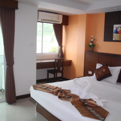 Green Harbor Patong Hotel 2* Стандартный номер фото 38