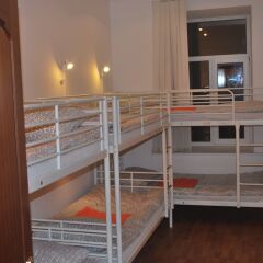 Хостел Абрикос Кровать в общем номере с двухъярусными кроватями фото 7