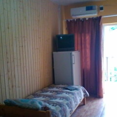 Гостиница Guest house Ludmila в Ольгинке отзывы, цены и фото номеров - забронировать гостиницу Guest house Ludmila онлайн Ольгинка комната для гостей фото 3