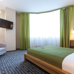 Гостиница Меридиан в Самаре - забронировать гостиницу Меридиан, цены и фото номеров Самара комната для гостей фото 4