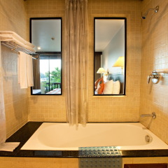 Курортный отель C&N Resort and Spa 3* Улучшенный номер с различными типами кроватей фото 6