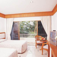 Отель Patong Pearl Resortel комната для гостей
