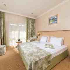 Отель Alean Family Resort & SPA Doville 5* Улучшенный номер фото 3