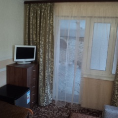 Гостиница Guest House Nika Номер с общей ванной комнатой с различными типами кроватей (общая ванная комната) фото 5