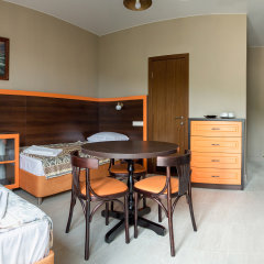 Гостиница "Дача "Дриада" в Гурзуфе 4 отзыва об отеле, цены и фото номеров - забронировать гостиницу "Дача "Дриада" онлайн Гурзуф комната для гостей фото 3