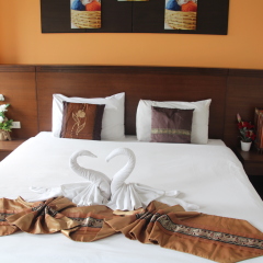 Green Harbor Patong Hotel 2* Стандартный номер фото 17