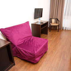 Гостиница Meliton в Краснодаре 1 отзыв об отеле, цены и фото номеров - забронировать гостиницу Meliton онлайн Краснодар удобства в номере