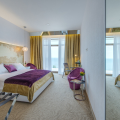 Отель Panorama De Luxe 5* Улучшенный номер