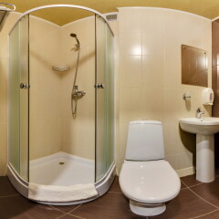 Гостиница Мартон Стачки 3* Улучшенный номер разные типы кроватей фото 3