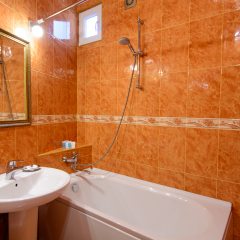 Отель British House 4* Люкс с разными типами кроватей фото 4