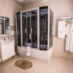Shah Palace Hotel in Bishkek, Kyrgyzstan from 62$, photos, reviews - zenhotels.com bathroom