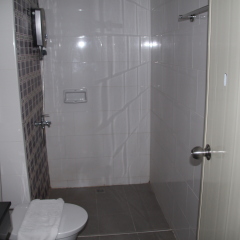 Green Harbor Patong Hotel 2* Стандартный номер фото 55