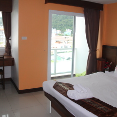Green Harbor Patong Hotel 2* Стандартный номер фото 33
