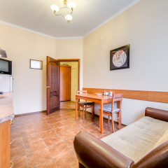 Гостиница Park Lane Inn Апартаменты разные типы кроватей фото 6