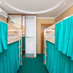 Hostel Inzhir Кровать в женском общем номере с двухъярусной кроватью фото 2
