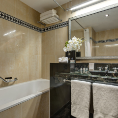 L'Hotel du Collectionneur Arc de Triomphe 5* Номер Делюкс разные типы кроватей фото 7