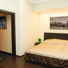 City Hotel Апартаменты с различными типами кроватей фото 2
