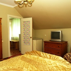 Rusalka Hotel Стандартный семейный номер с разными типами кроватей фото 2