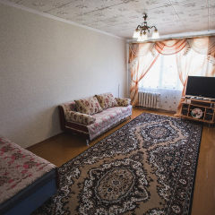 Гостиница на Перова 12 в Кургане отзывы, цены и фото номеров - забронировать гостиницу на Перова 12 онлайн Курган комната для гостей фото 4