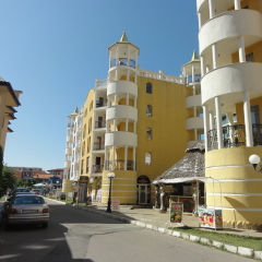 Апартаменты Sandapart Victoria Residence Complex Солнечный берег вид на фасад фото 5