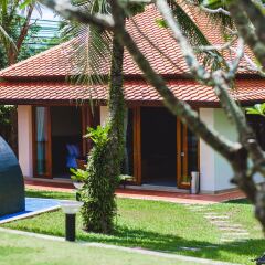 Отель Villa Laguna Phuket 4* Бунгало с различными типами кроватей фото 18