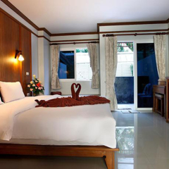 Отель Patong Pearl Resortel комната для гостей фото 6