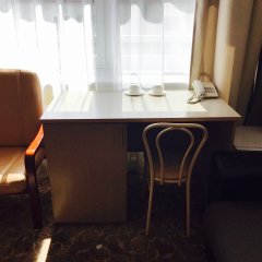 Гостиница Онега в Хабаровске 1 отзыв об отеле, цены и фото номеров - забронировать гостиницу Онега онлайн Хабаровск удобства в номере фото 2