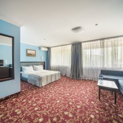 Moskva Hotel in Simferopol, Russia from 35$, photos, reviews - zenhotels.com guestroom photo 4
