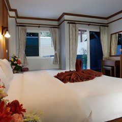 Отель Patong Pearl Resortel комната для гостей фото 7