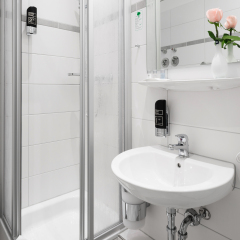 Upper Room Hotel Kurfürstendamm 3* Стандартный номер с различными типами кроватей фото 5