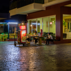 Апартаменты Peaceful at Saiyuan Buri Phuket гостиничный бар