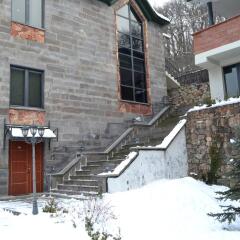 Отель Вилла Villadzor Армения, Цахкадзор - отзывы, цены и фото номеров - забронировать отель Вилла Villadzor онлайн балкон