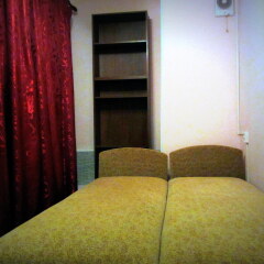Гостевой Дом Old Flat на Жуковского Номер с общей ванной комнатой с различными типами кроватей (общая ванная комната) фото 4