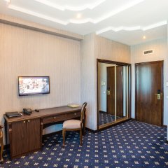 Гостиница Royal Palace Казахстан, Алматы - отзывы, цены и фото номеров - забронировать гостиницу Royal Palace онлайн удобства в номере фото 2