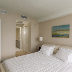 Furnished Suites at Coconut Grove Apartments in Miami, United States of America from 377$, photos, reviews - zenhotels.com guestroom