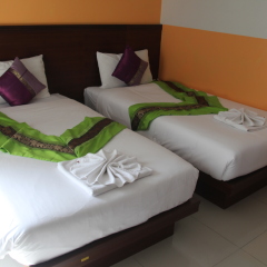 Green Harbor Patong Hotel 2* Стандартный номер фото 44