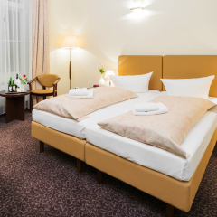 Upper Room Hotel Kurfürstendamm 3* Стандартный номер с различными типами кроватей