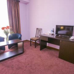 Ani Central Inn Hotel in Yerevan, Armenia from 82$, photos, reviews - zenhotels.com guestroom photo 5