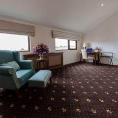 Laerton Hotel Tbilisi 4* Улучшенный номер с 2 отдельными кроватями фото 3