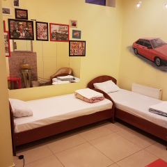 Retro Hostel Кровать в общем номере двухъярусные кровати