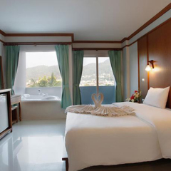Отель Patong Pearl Resortel комната для гостей фото 5