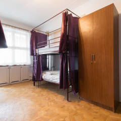 Home Hostel Кровать в общем номере с двухъярусными кроватями фото 9