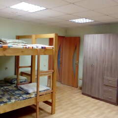 Hostel Apelsin Кровать в общем номере с двухъярусной кроватью фото 2